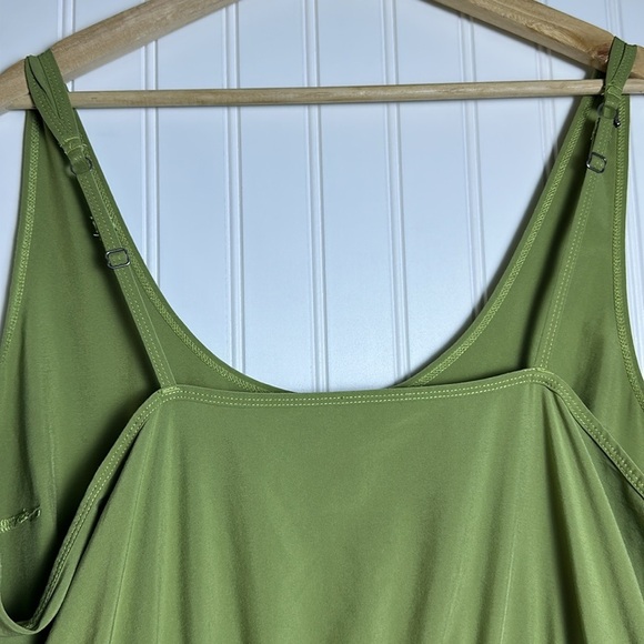 ABERCROMBIE & FITCH Traveler Romper in Green - Picture 12 of 13